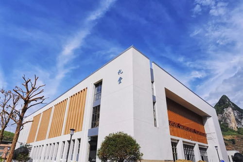 市一中新校区正式揭牌 今秋在此启航