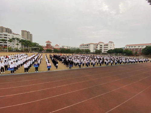 漳州市中山学校开展“做好垃圾分类，共建绿色家园”国旗下讲话活动