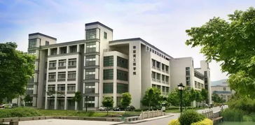 郑年年 漳江之畔，江南之梦——记我与江南大学的故事