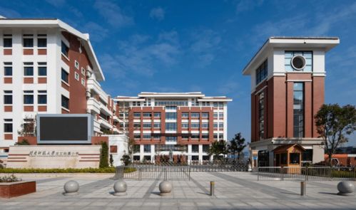 漳州特房锦绣碧湖学区解析 第三中学龙文校区正式获批，中山学校同步助力